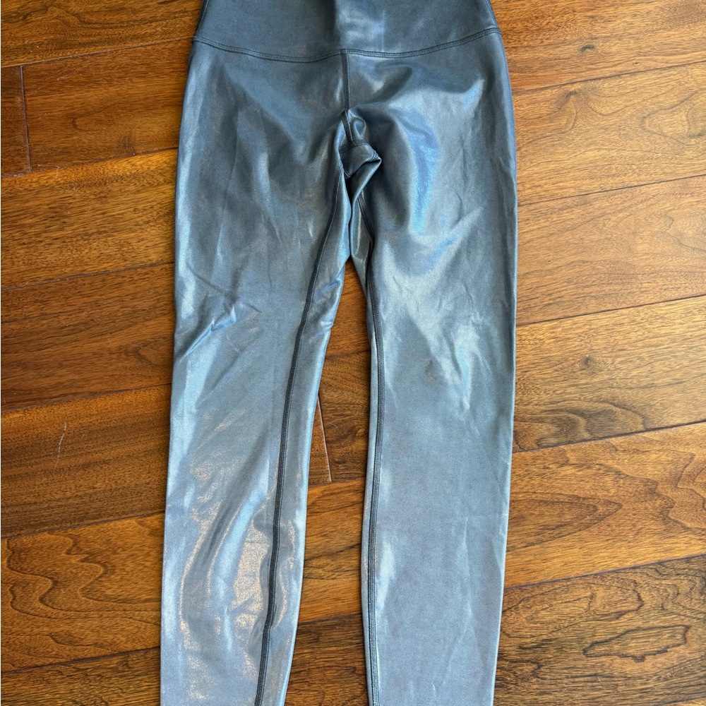 NWOT Lululemon Metallic Leggings